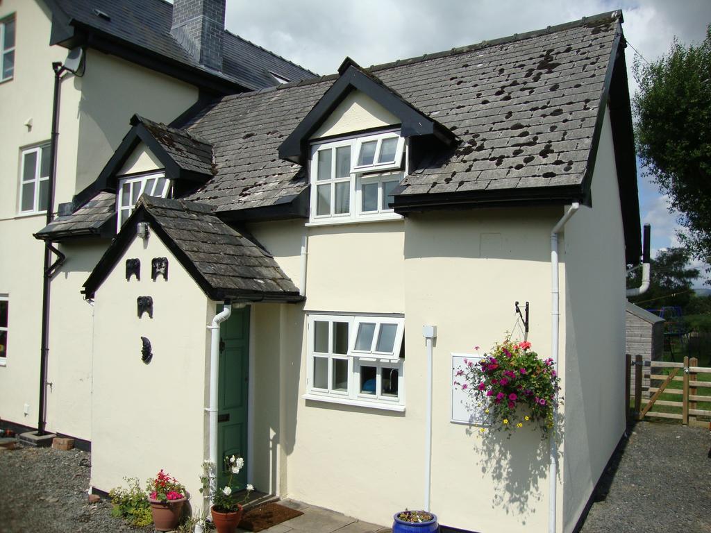 Ceiros Cottage スランガムマルフ・ウェルス エクステリア 写真